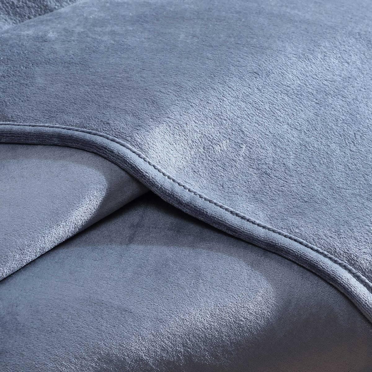 Calvin Klein Solid Plush Blanket