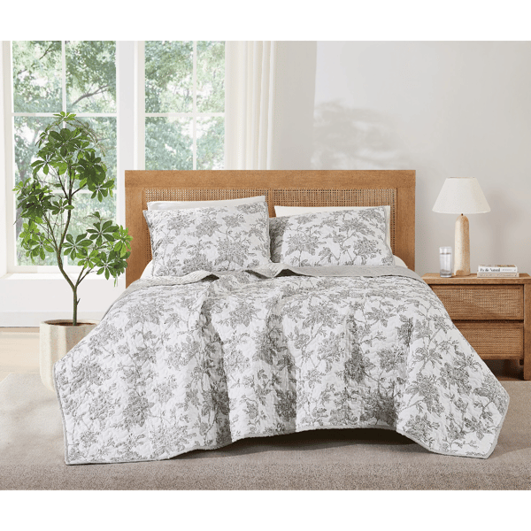 Brooklyn Loom Mila Floral 3pc. Quilt Set