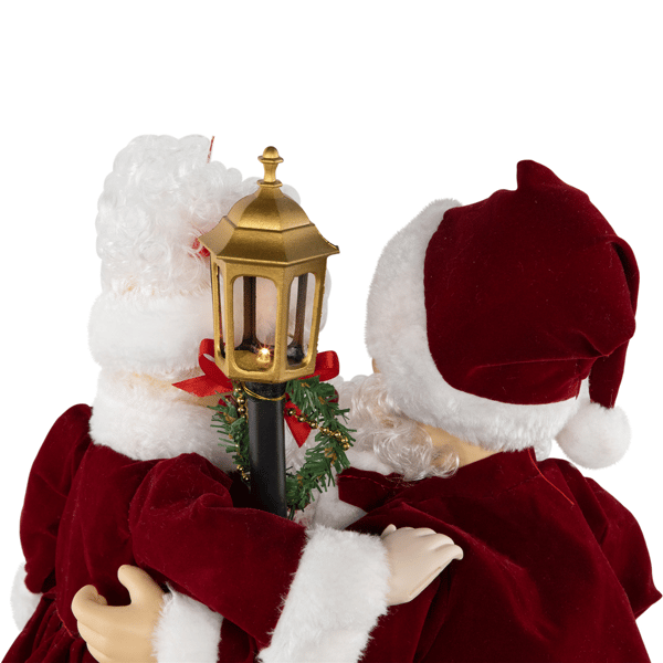 Northlight Mr. and Mrs. Claus Figures with "Merry Christmas" Sign