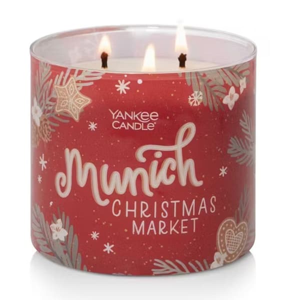 Yankee Candle&#40;R&#41; 14.5oz. 3-Wick Christmas Market Candle - image 