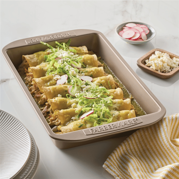 Farberware Bakeware Nonstick Rectangular Cake Pan