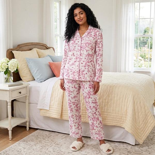 Womens Laura Ashley(R) Pink Bow Long Sleeve Pajama Set