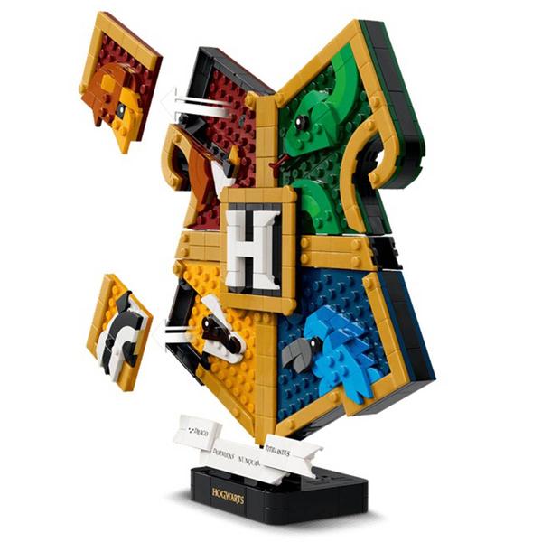 LEGO® Harry Potter™ Hogwarts™ House Crest Building Kit