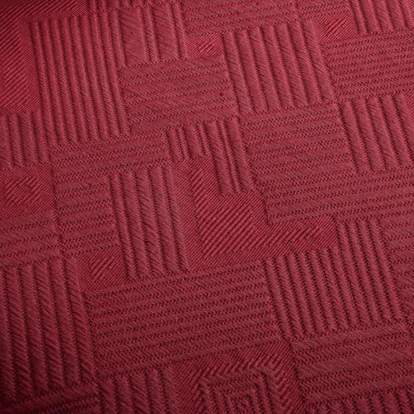 Superior Geometric Matelasse Scalloped Bedspread Set
