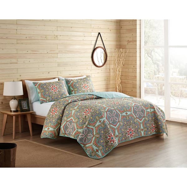 VCNY Home Yara Reversible Medallion Quilt Set - image 
