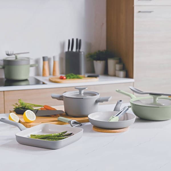BergHOFF Balance 5.8qt. Non-stick Ceramic Stockpot
