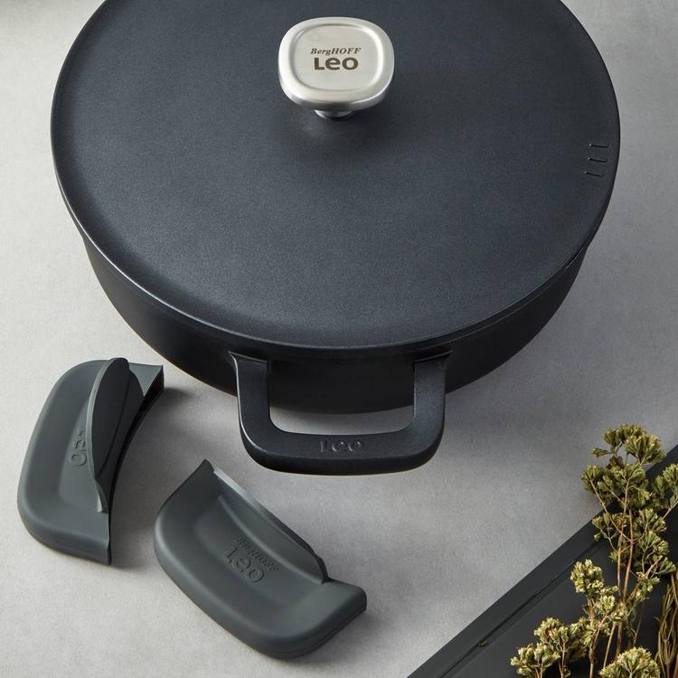 BergHOFF Phantom Nonstick 11in. Ceramic Covered Saute Pan