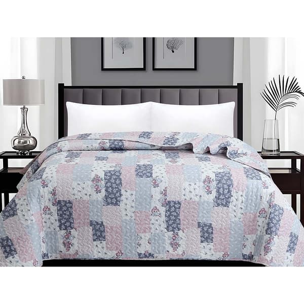 Ashley Cooper&#40;tm&#41; Lunafaye Quilt - image 