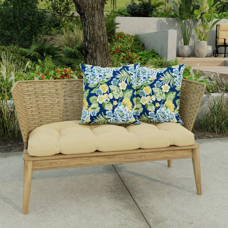 Jordan Manufacturing 2pk. Binessa Floral Outdoor Throw Pillow Set