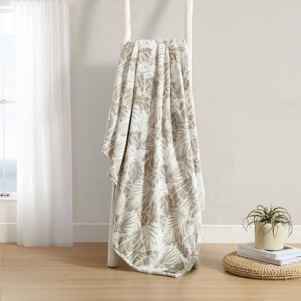Tommy Bahama Costa Blanca Ultra Soft Plush Fleece Blanket