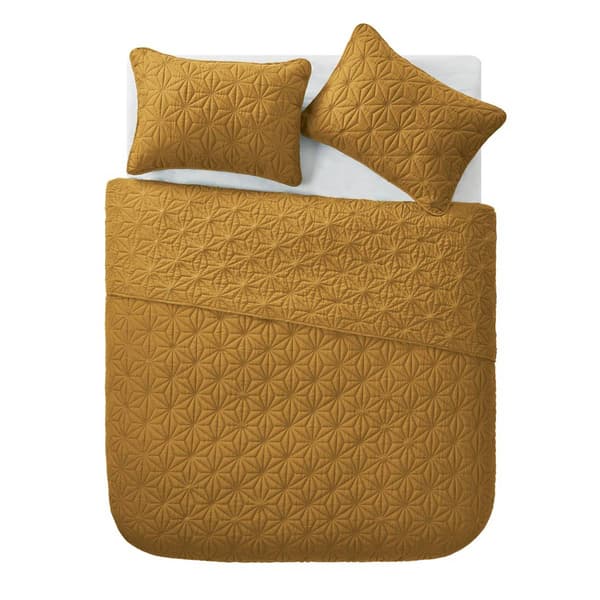 VCNY Home Kaleidoscope Embossed Geometric Quilt