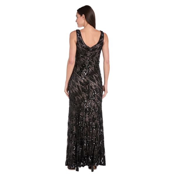 Womens R&M Richards Sleeveless V Neck Beaded Diamond Gown