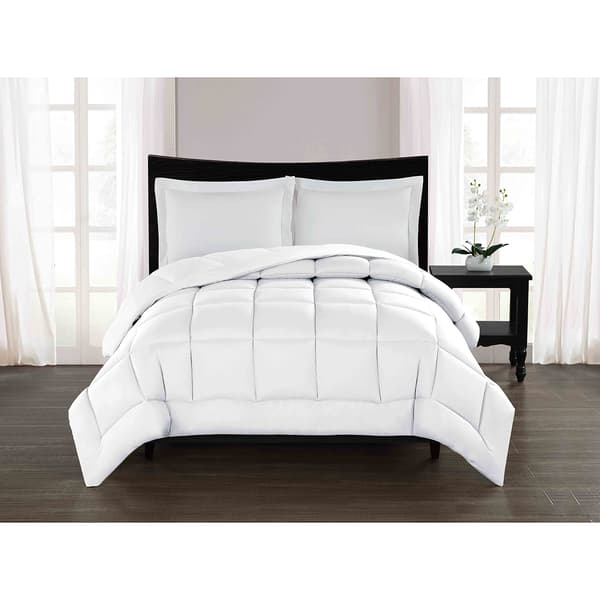 London Fog Down Alternative Comforter - image 