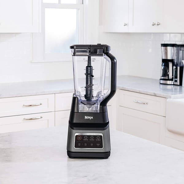 Ninja&#174; Professional Plus Blender with Auto-iQ