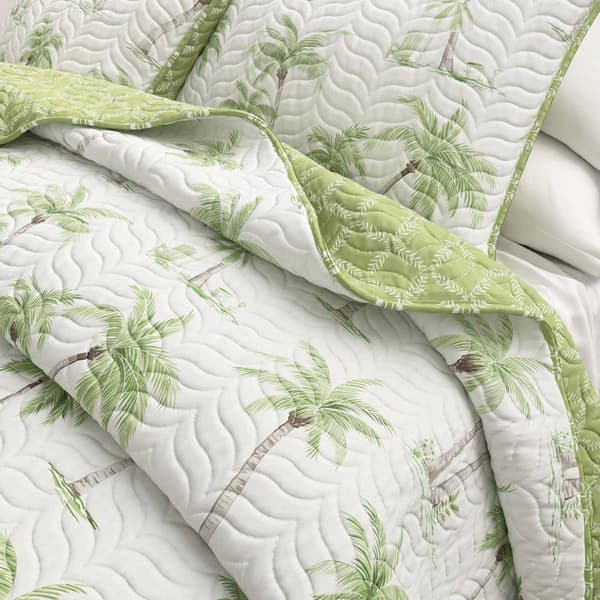 FreshFolds Coronado 3pc. Reversible Coastal Palm Tree Quilt Set