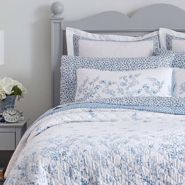 Laura Ashley&#174; Flora 136 Thread Count Reversible Quilt Set