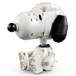 LEGO® Ideas Peanuts™ Snoopy''s Doghouse