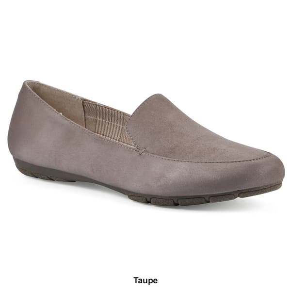 Womens Cliffs by White Mountain Gallant Loafers