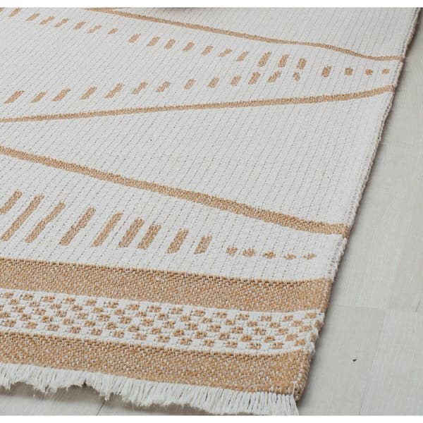 Rugs America&#8482; Sloane Gilded Tropics Geometric Area Rug