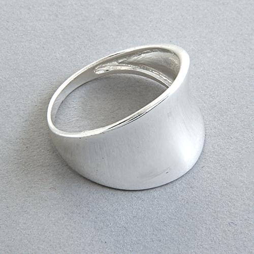 Marsala Sterling Silver Polished Cigar Band Ring