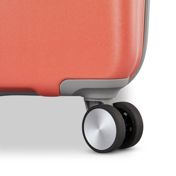 American Tourister&#174; 28in. Moonlight 2 Ombre Spinner