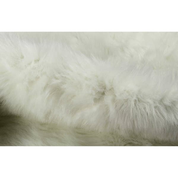 9th & Pike&#174; Super Soft Off White Faux Hide Area Rug