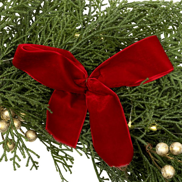 Northlight Real Touch™ LED Cedar & White Pine Christmas Wreath