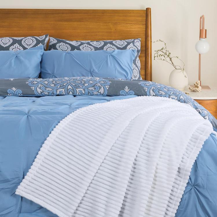 Olivia Parker® Marinell 8pc. Bed in a Bag