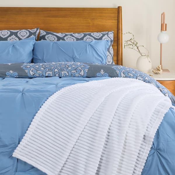 Olivia Parker® Marinell 8pc. Bed in a Bag