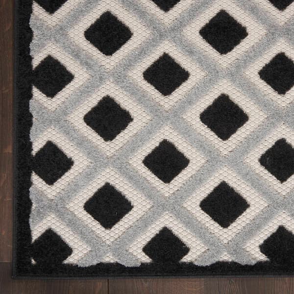 Nourison Aloha Diamond Modern Indoor/Outdoor Runner