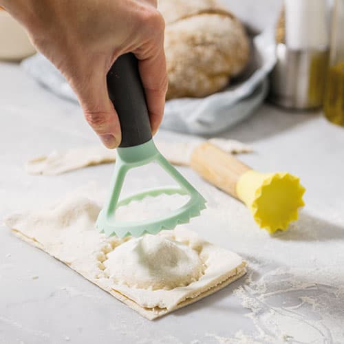 BergHOFF Leo 2pc. Ravioli Stamp Set