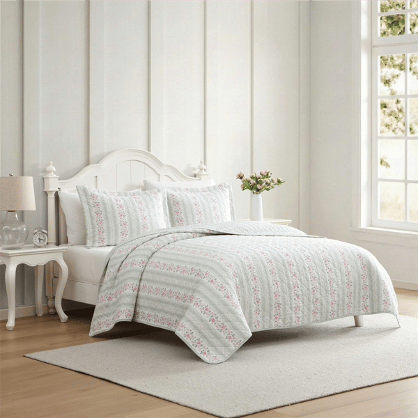 Laura Ashley Rosebud Stripe Reversible Reversible Qulit Set