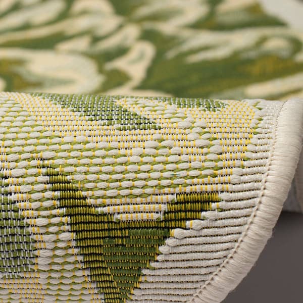 Liora Manne Esencia Peony Round Accent Rug