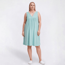 Plus Size Exquisite Form Sleeveless Solid Short Nightgown