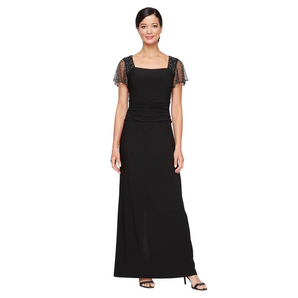 Petites SLNY Short Sleeve Square Neck Ruched Waist Gown