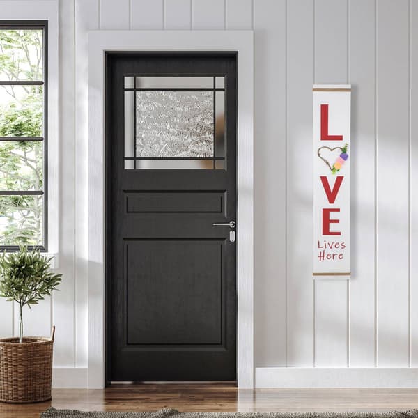 Northlight Seasonal Love Lives Here Valentine''s Day Porch Sign