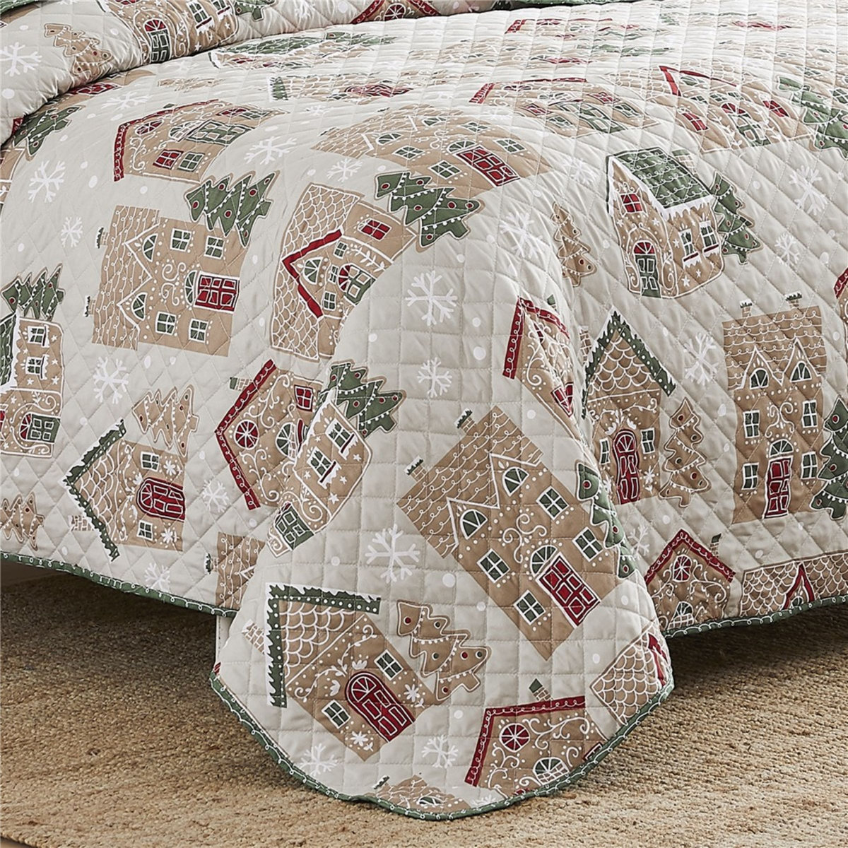 Avanti Gingerbread House 3pc. Reversible Quilt Set