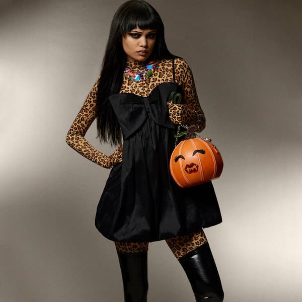 Betsey Johnson You''re So Gourd-geous Crossbody