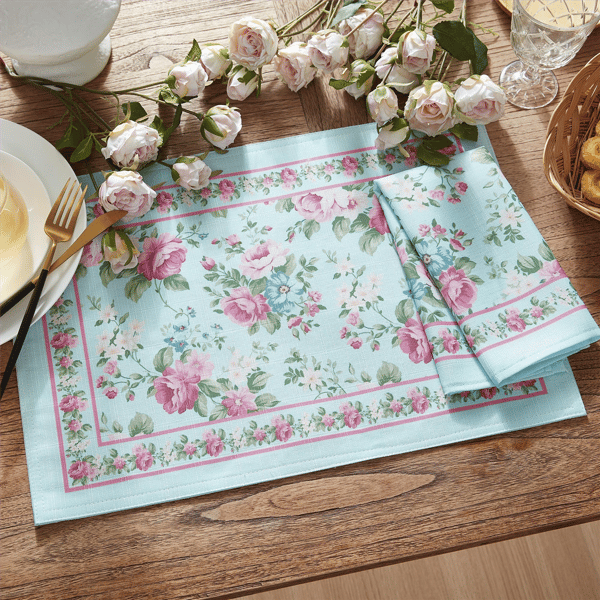 Threadmade Vintage Floral Garden Napkins - Set of 4