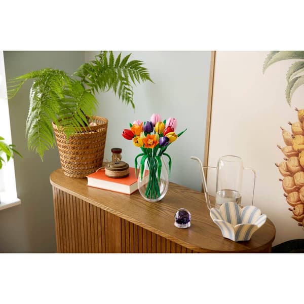 LEGO® Botanicals Tulip Bouquet Building Kit