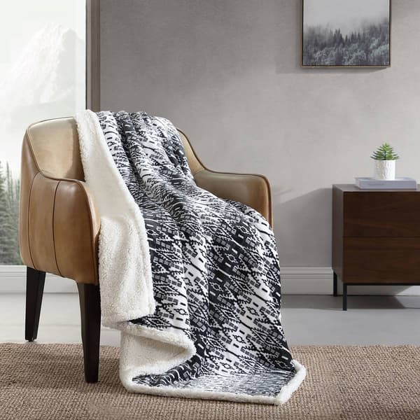 Eddie Bauer San Juan Plush-Fleece Throw