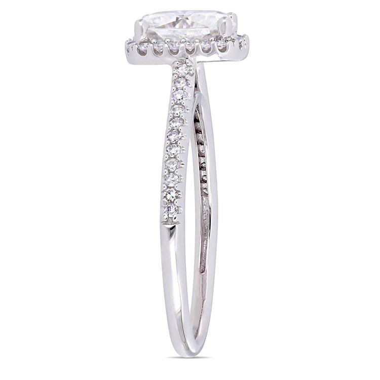 Diamond Classics™ 14kt. Cushion Cut Engagement Ring