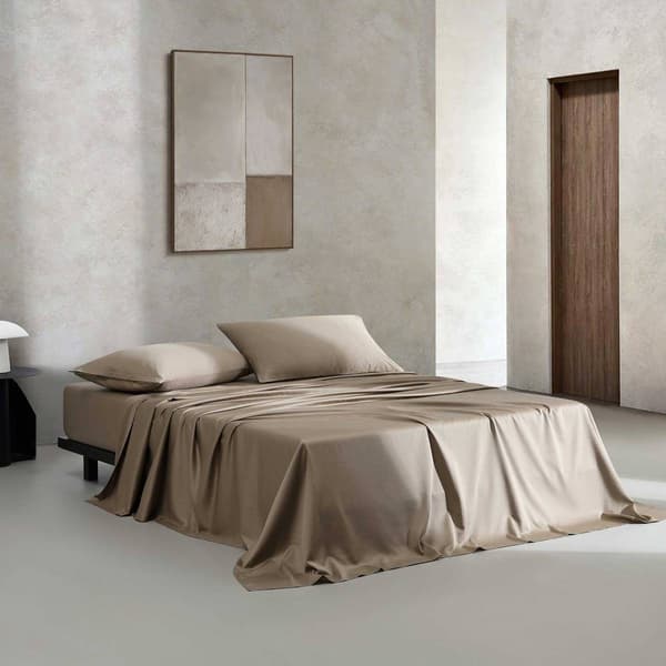 Calvin Klein Organic Earth Solid Cotton 4pc. 300 TC Sheet Set
