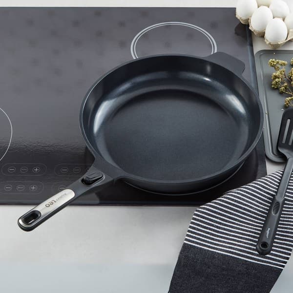 BergHOFF Phantom Nonstick 12.5in. Ceramic Frying Pan