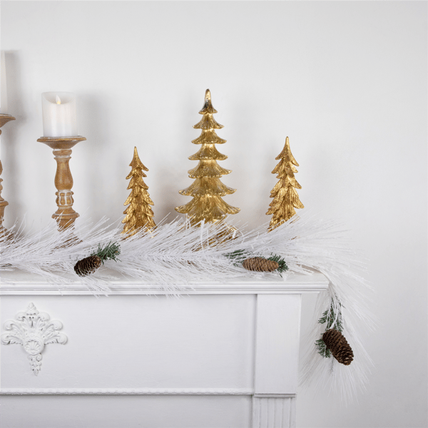 Northlight 6ft. White Flocked Christmas Garland with Pine Cones