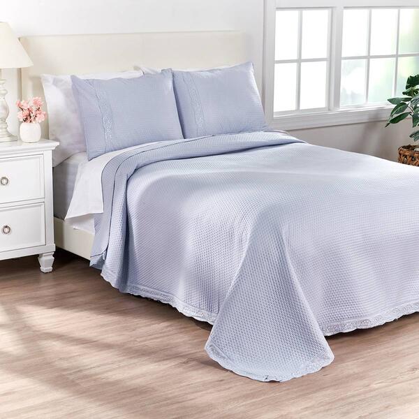 Hotel Suits Collection 3pc. Lace Quilt Set - image 