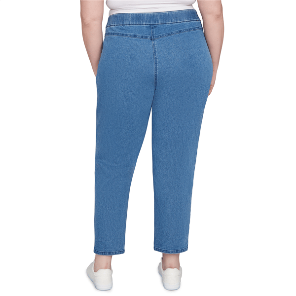 Plus Size Alfred Dunner Hilton Head Floral Applique Denim Pants