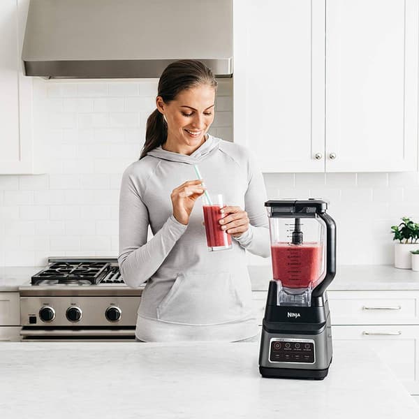 Ninja&#174; Professional Plus Blender with Auto-iQ