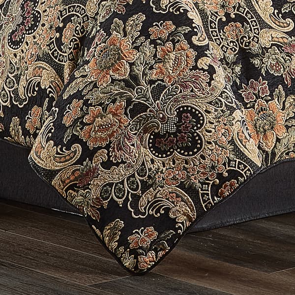 J. Queen New York Toscano 4pc. Comforter Set