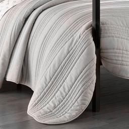 Stone Cottage Whitehills Reversible Quilt Set